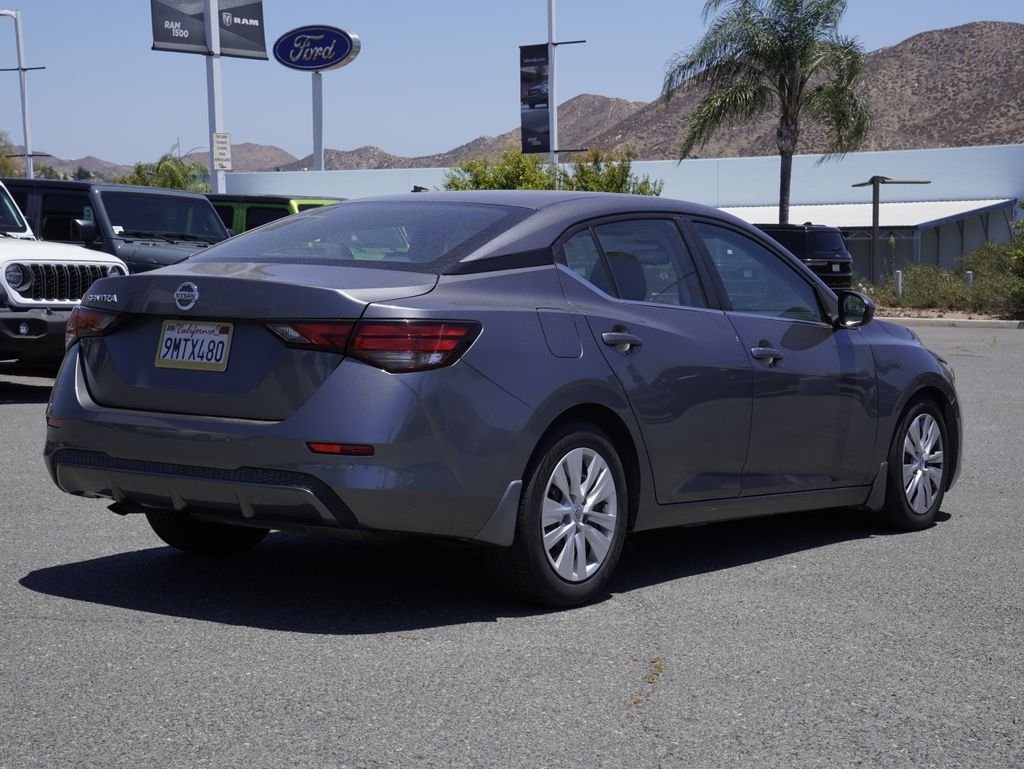 Used 2020 Gray Nissan S image 2