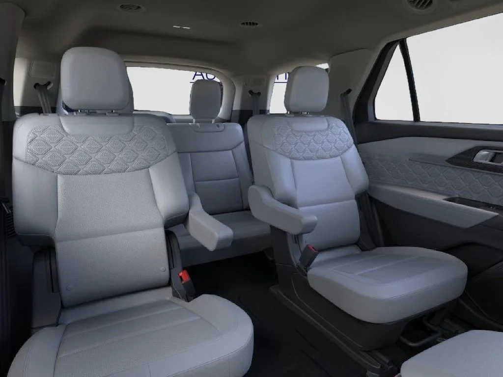 New 2026 Space White Metallic Ford Platinum™ image 11