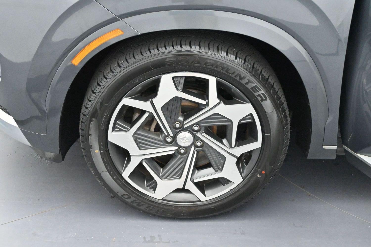 Used 2021 Steel Graphite Hyundai Calligraphy image 37