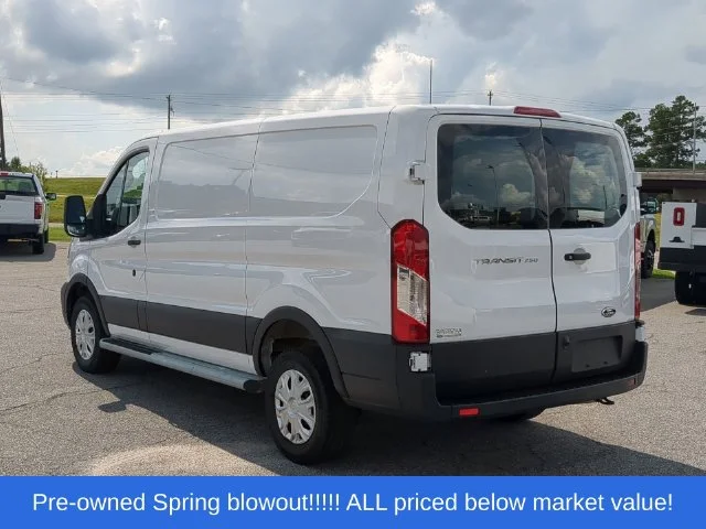 Used 2025 White Ford XL image 11