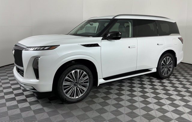 New 2027 White INFINITI LUXE image 3