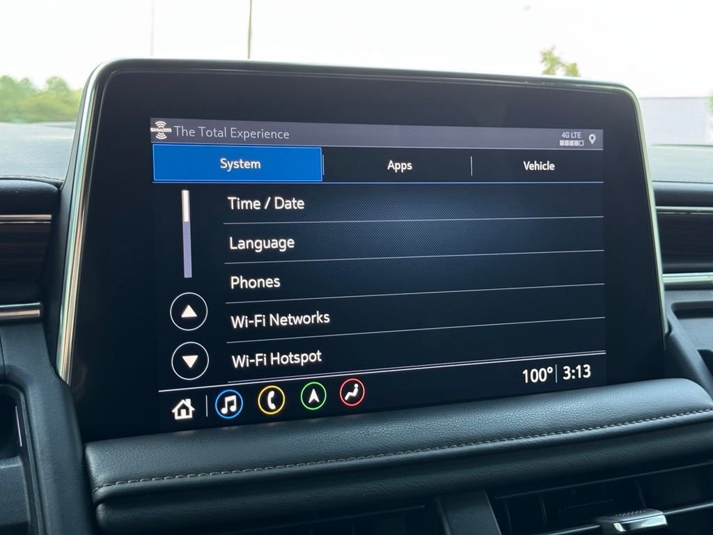 Used 2021 Blue Chevrolet High Country image 31
