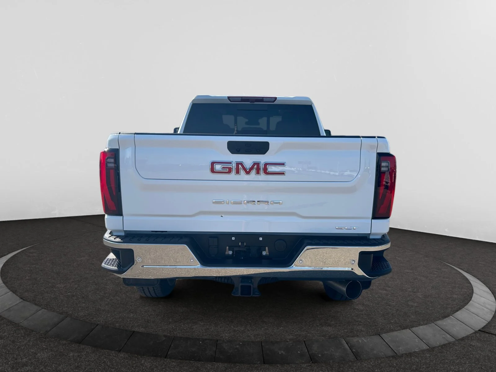 New 2026 Summit White GMC SLT image 4