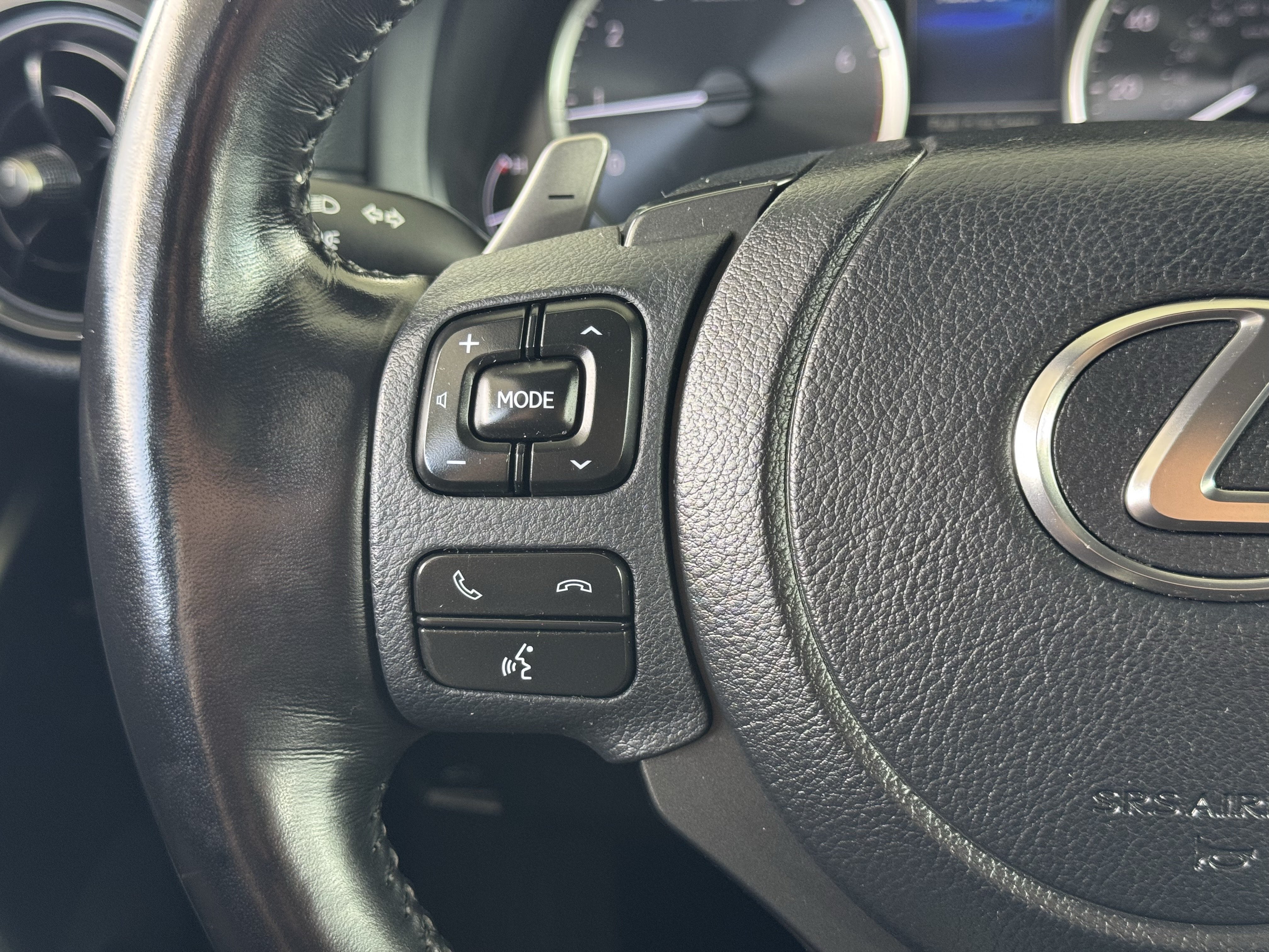 2023 Lexus IS 300 - Photo 33