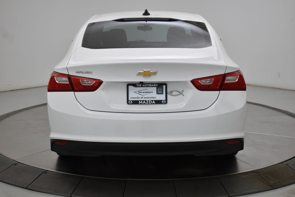 Used 2019 Summit White Chevrolet LS image 19