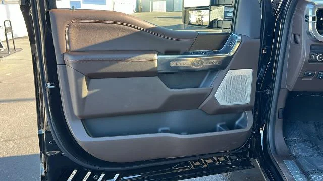 New 2026 Agate Black Metallic Ford F-350® King Ranch® image 32