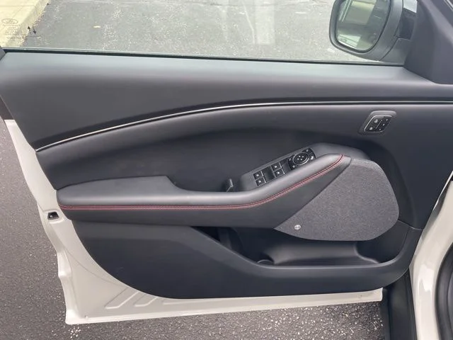 New 2025 Star White Metallic Tri-coat Ford Premium image 19