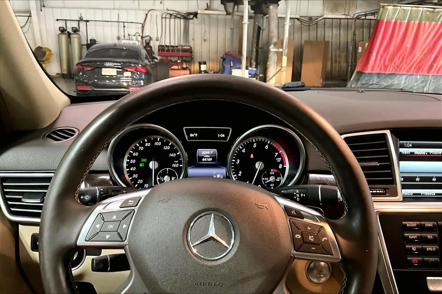 Used 2015 Polar White Mercedes-Benz ML 350 image 26