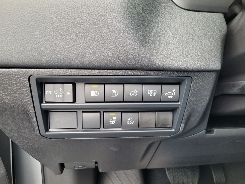 2026 Toyota Tundra Limited - Photo 26