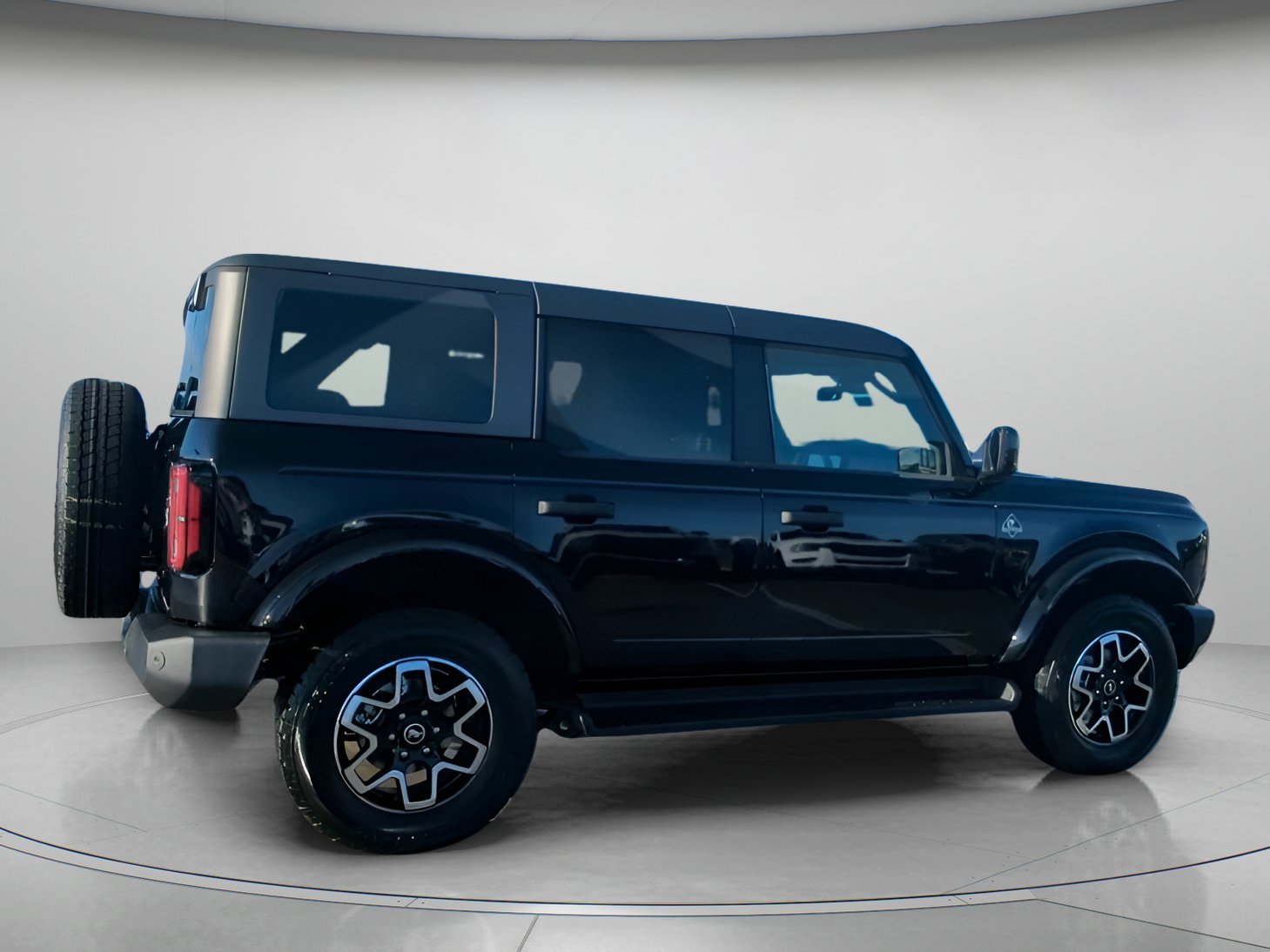 New 2026 Shadow Black Ford Outer Banks® image 27