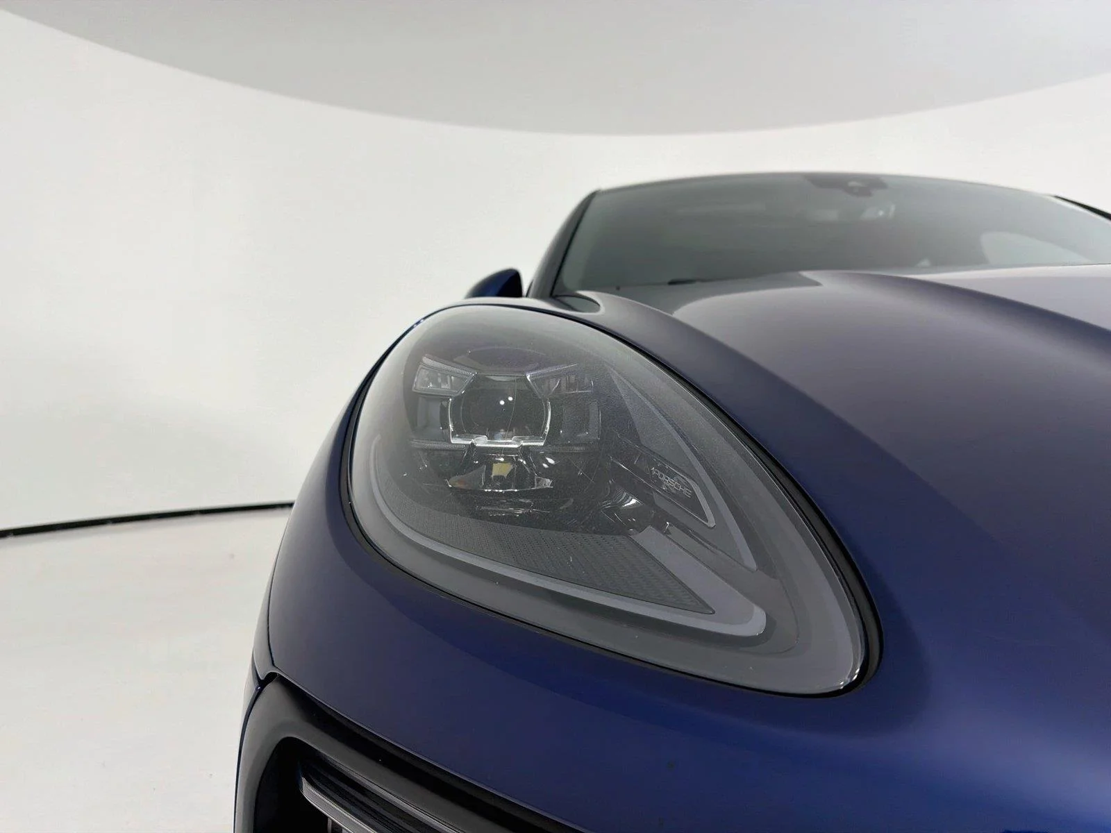 Certified Used 2023 Gentian Blue Metallic Porsche S image 32