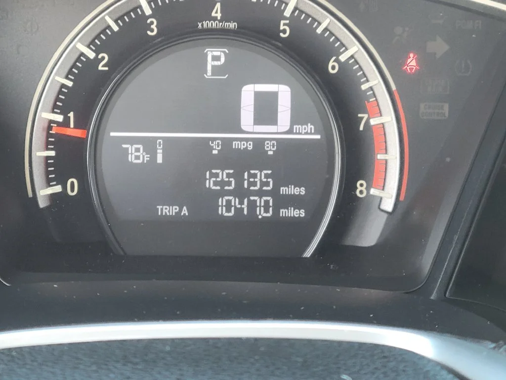Used 2016 Lunar Silver Metallic Honda LX image 24