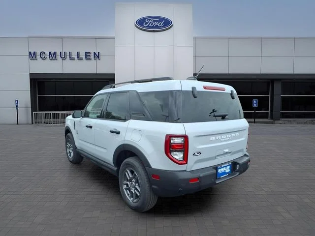 New 2026 Space White Metallic Ford Big Bend® image 31