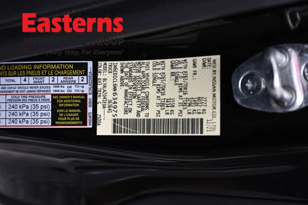 Used 2022 Black Nissan S image 30