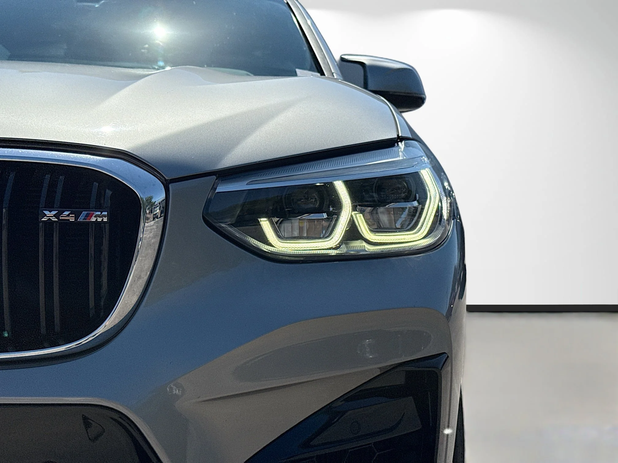 Used 2021 Donington Grey Metallic BMW Executive image 9