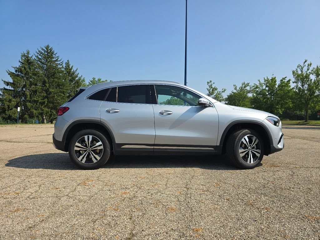 New 2026 Cirrus Silver Metallic Mercedes-Benz GLA 250 image 55