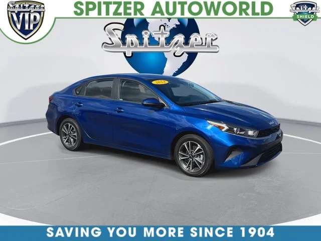 Used 2024 Blue Kia LXS image 2
