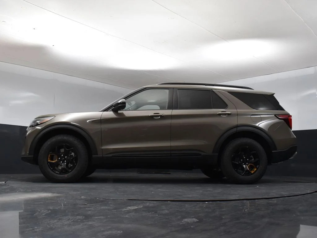 New 2026 Gray Ford Tremor image 31