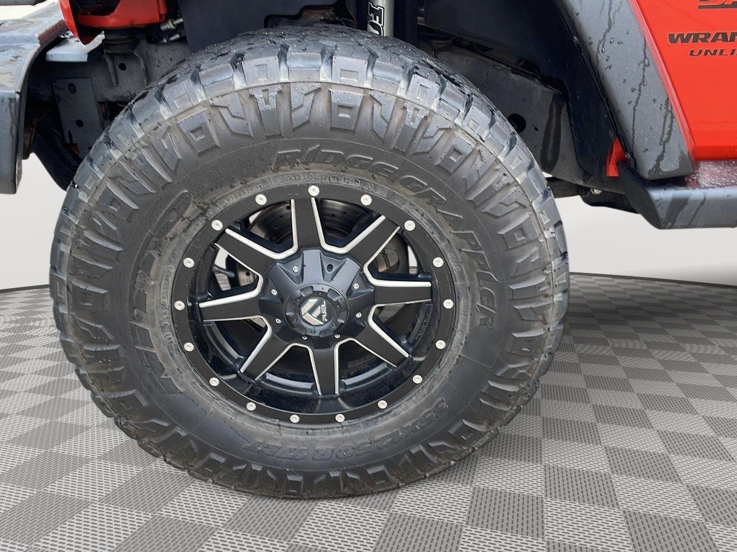 Used 2015 Sunset Orange Pearlcoat Jeep Sport image 21