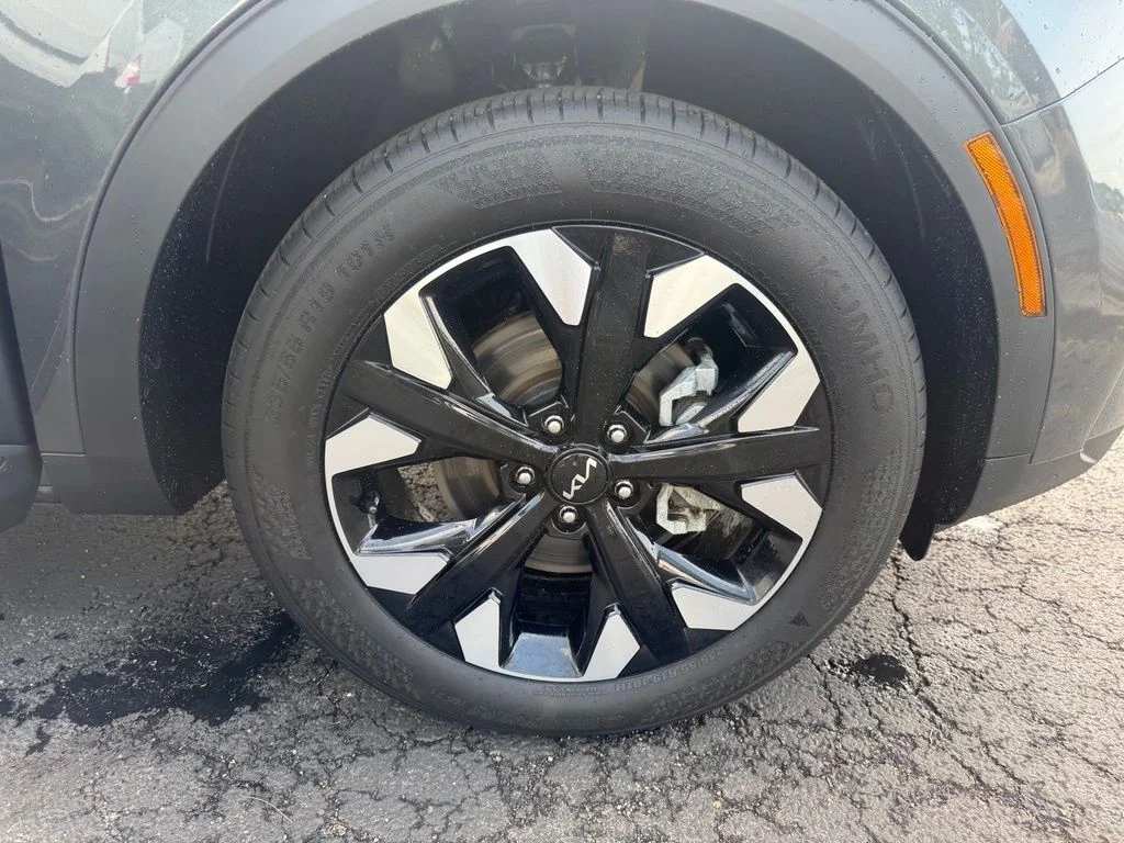 Certified Used 2023 Gray Kia X-Line image 50
