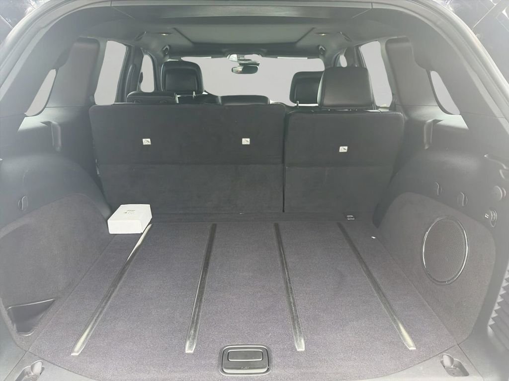 Used 2017 Black Jeep Trailhawk image 7