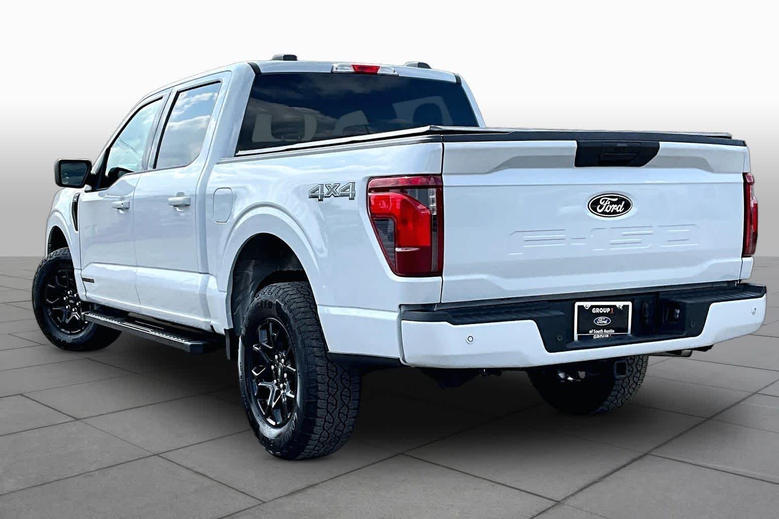 Certified Used 2025 Space White Metallic Ford XLT image 12