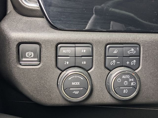 Used 2024 Summit White Chevrolet RST image 23