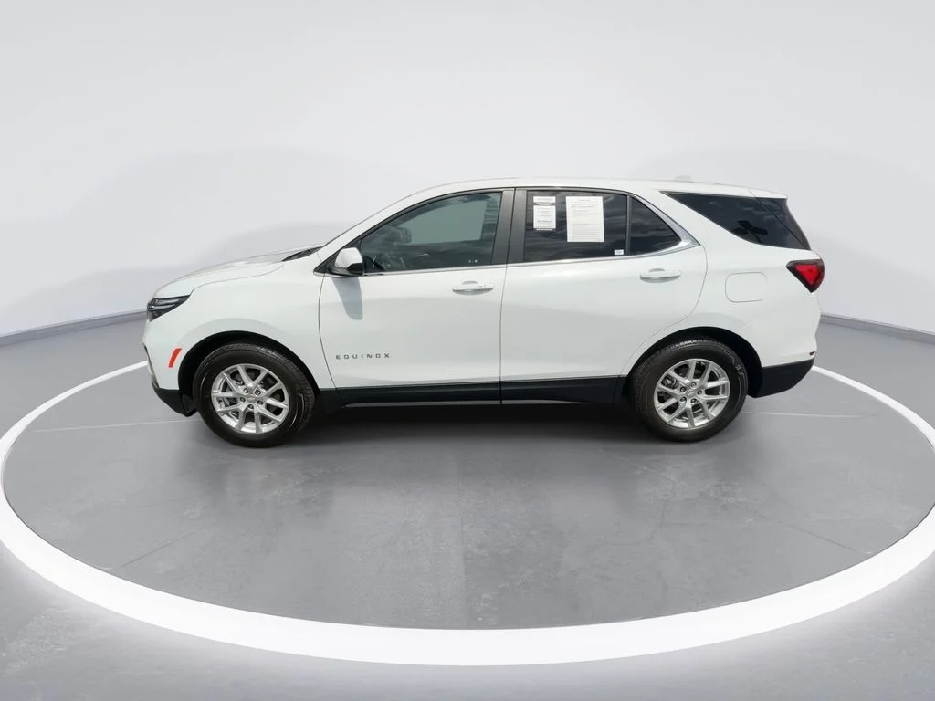 Used 2024 White Chevrolet LT image 5