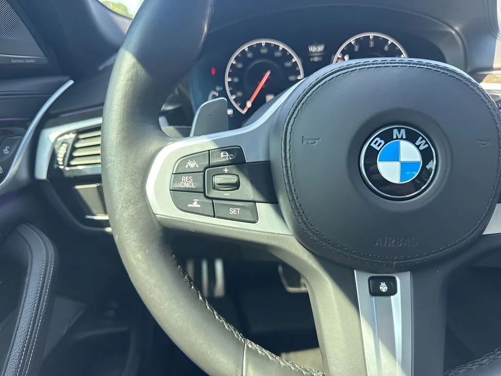 Used 2019 Silver BMW M550i xDrive image 15