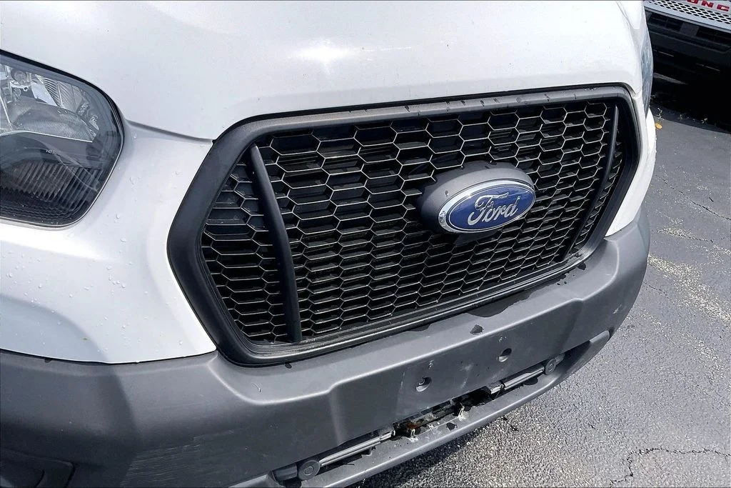 Used 2023 White Ford Base image 30