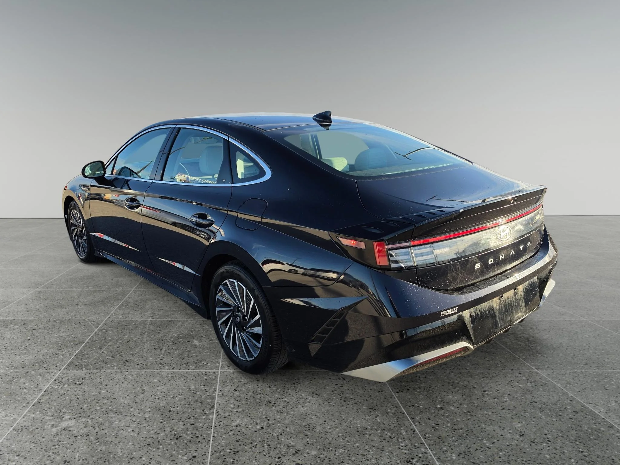 Used 2024 Carbon Blue Hyundai SEL image 4