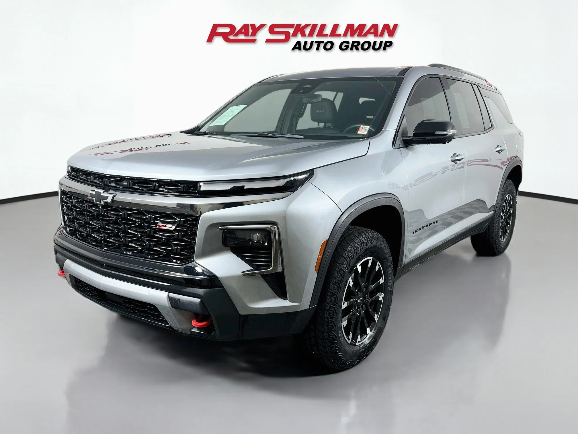 Used 2025 Sterling Gray Metallic Chevrolet AWD Z71 image 3