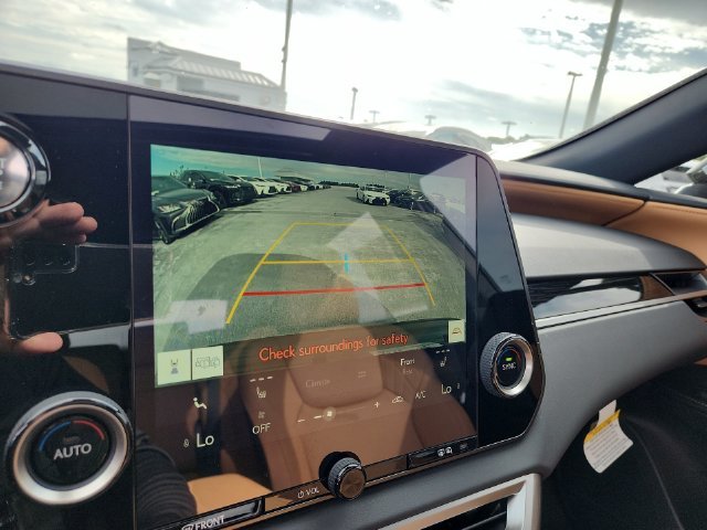 New 2026 Nori Green Pearl Lexus  image 17
