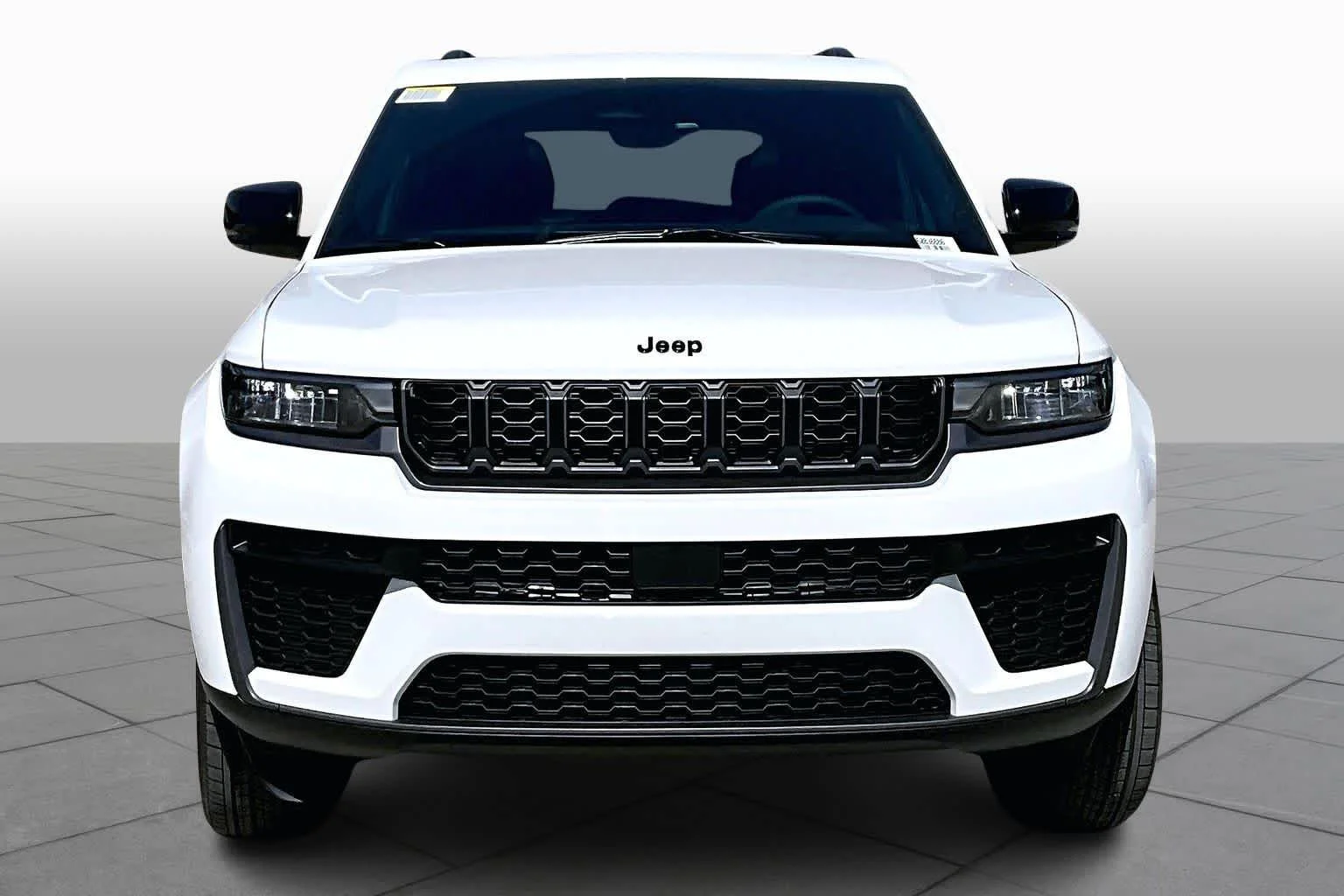 2026 Jeep Grand Cherokee Laredo - Photo 3