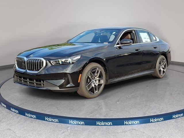 New 2027 Black Sapphire Metallic BMW 530i xDrive image 1