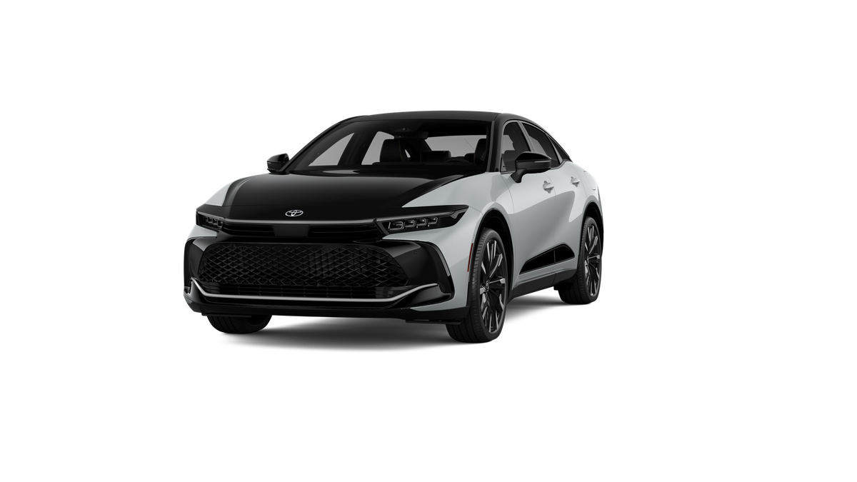 New 2027 Oxygen White with Black bi-tone Toyota Platinum image 18