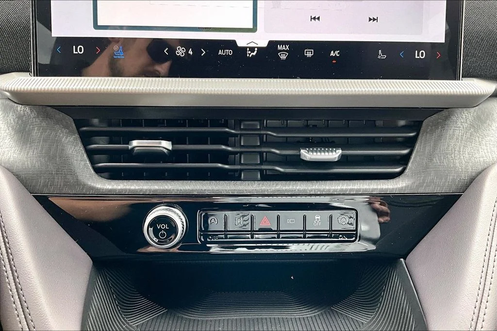 New 2026 Gray Ford Platinum™ image 22