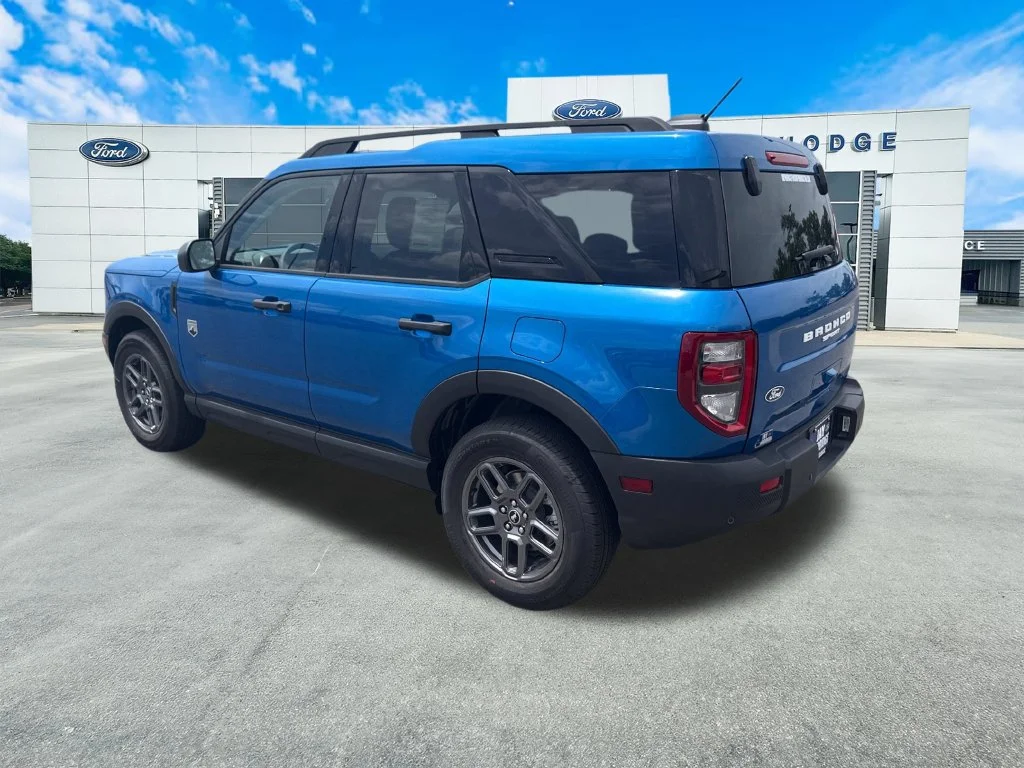 New 2026 Velocity Blue Metallic Ford Big Bend® image 4
