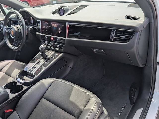 Used 2022 White Porsche S image 17