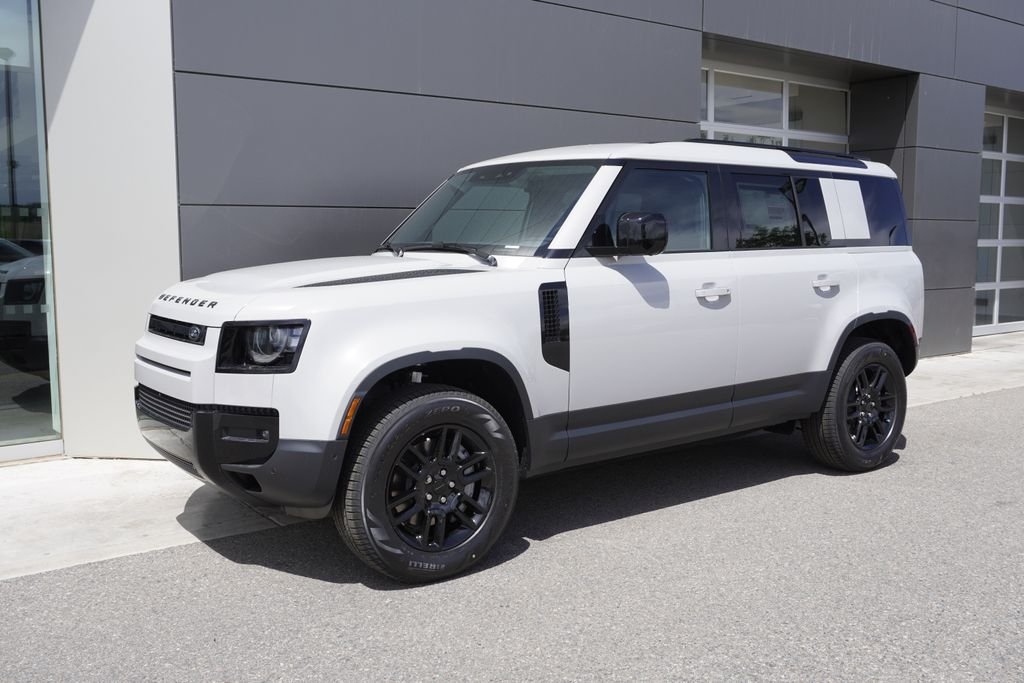 New 2026 Borasco Grey Land Rover S image 3
