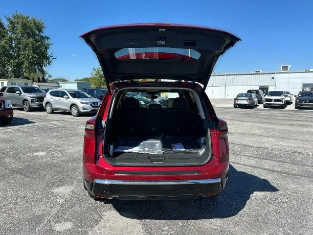 New 2026 Scarlet Ember Tintcoat Nissan Platinum image 23