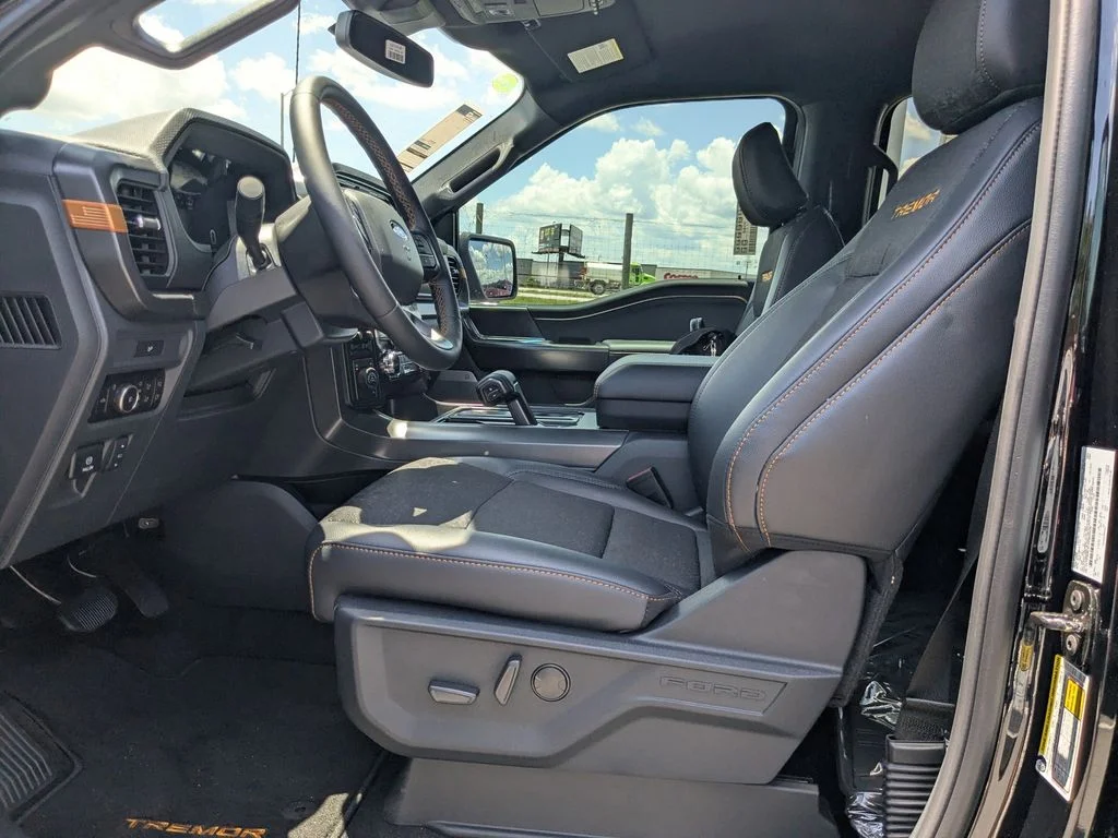 New 2026 Agate Black Metallic Ford Tremor image 14