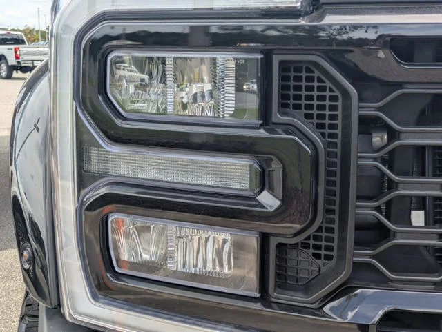 New 2026 Agate Black Metallic Ford F-250® Lariat® image 9