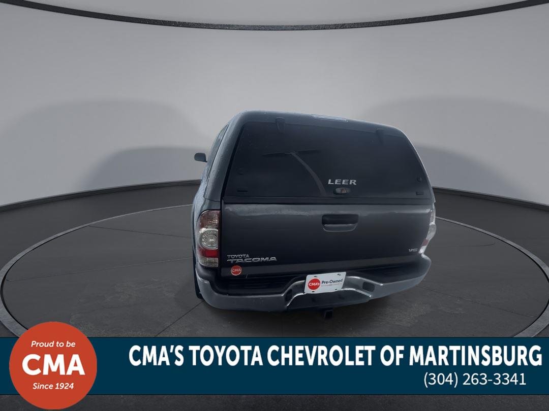 Used 2015 Magnetic Gray Metallic Toyota SR5 image 7