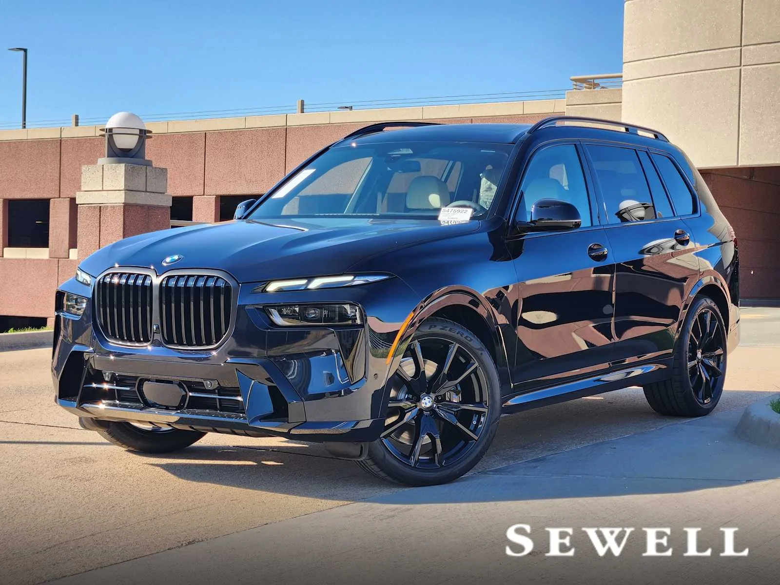 2027 BMW X7