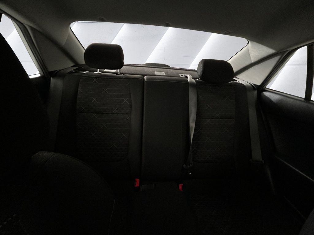 Used 2019 Silver Kia S image 18