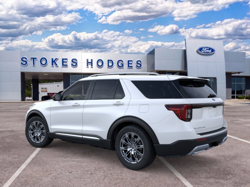 New 2026 Star White Metallic Tri-Coat Ford Platinum™ image 5