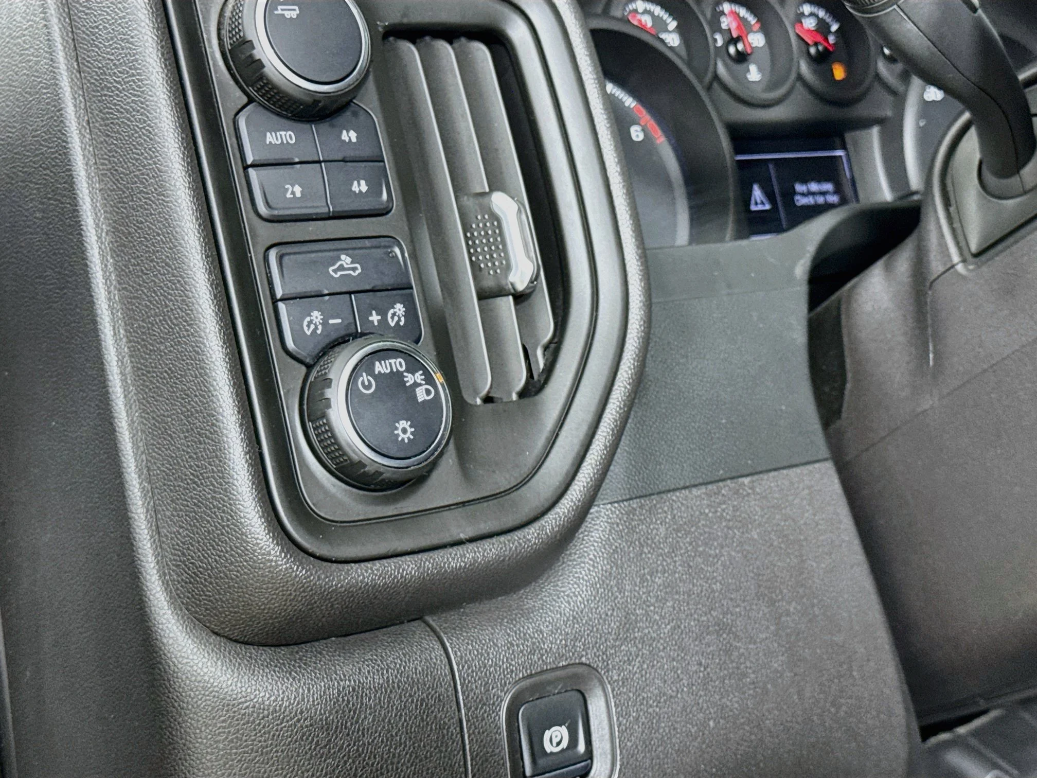 Used 2024 Slate Gray Metallic Chevrolet Custom Trail Boss image 12