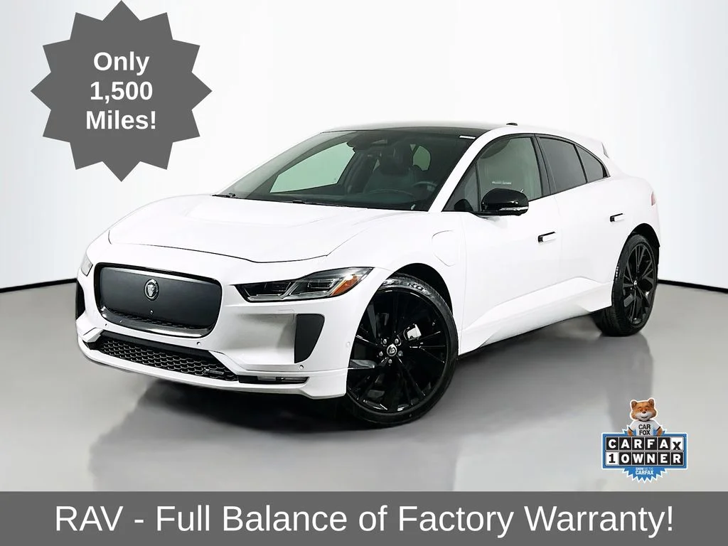 2024 Jaguar I-PACE EV 400 R-Dynamic HSE's photo