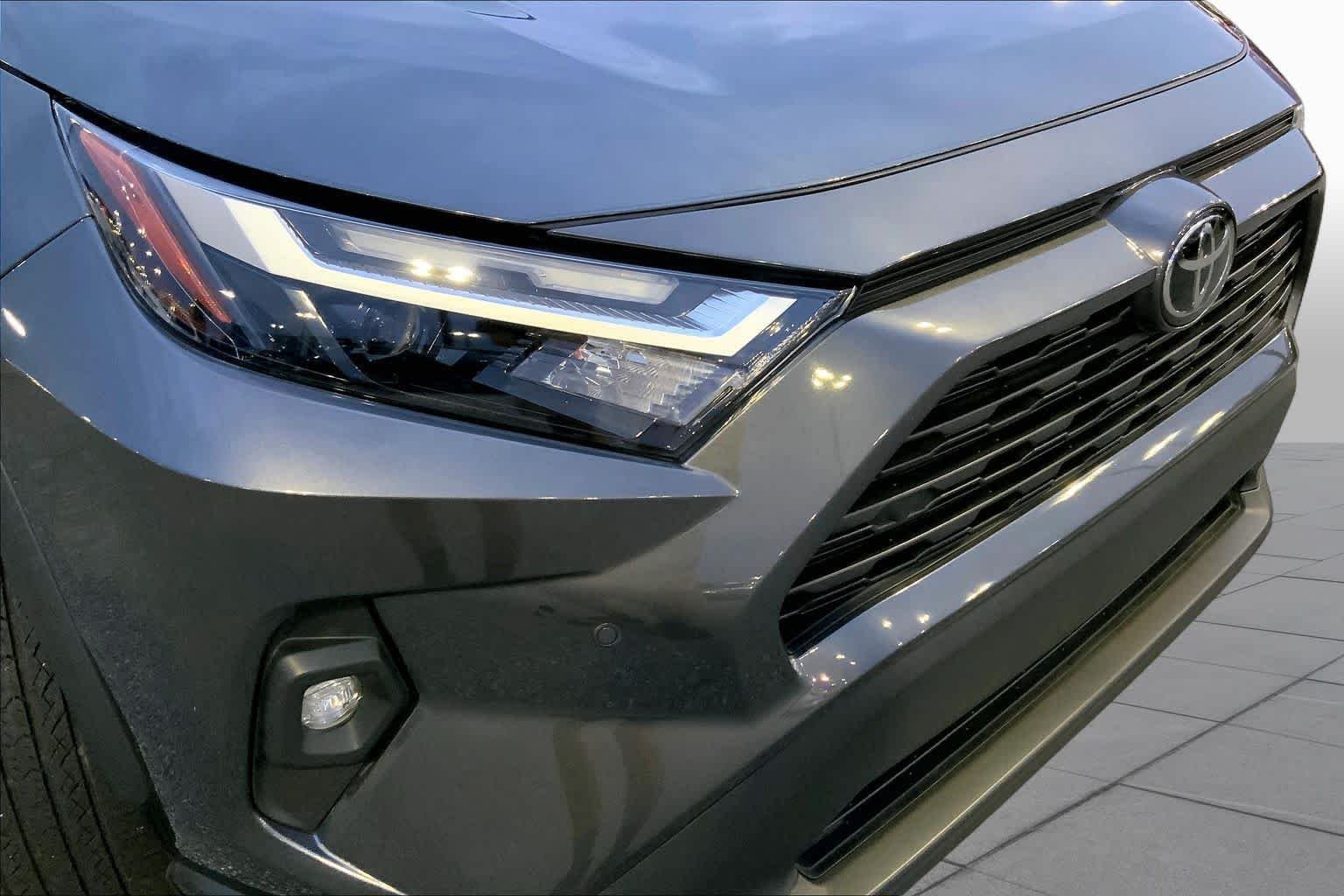 Certified Used 2023 Magnetic Gray Metallic Toyota XLE Premium image 29